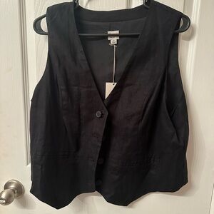 Black button up vest